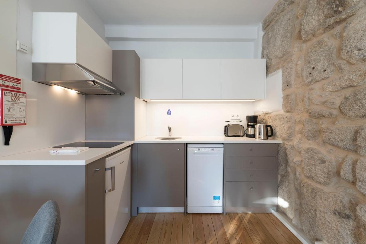 Lovelystay - Sao Domingos Apartment ポルト エクステリア 写真
