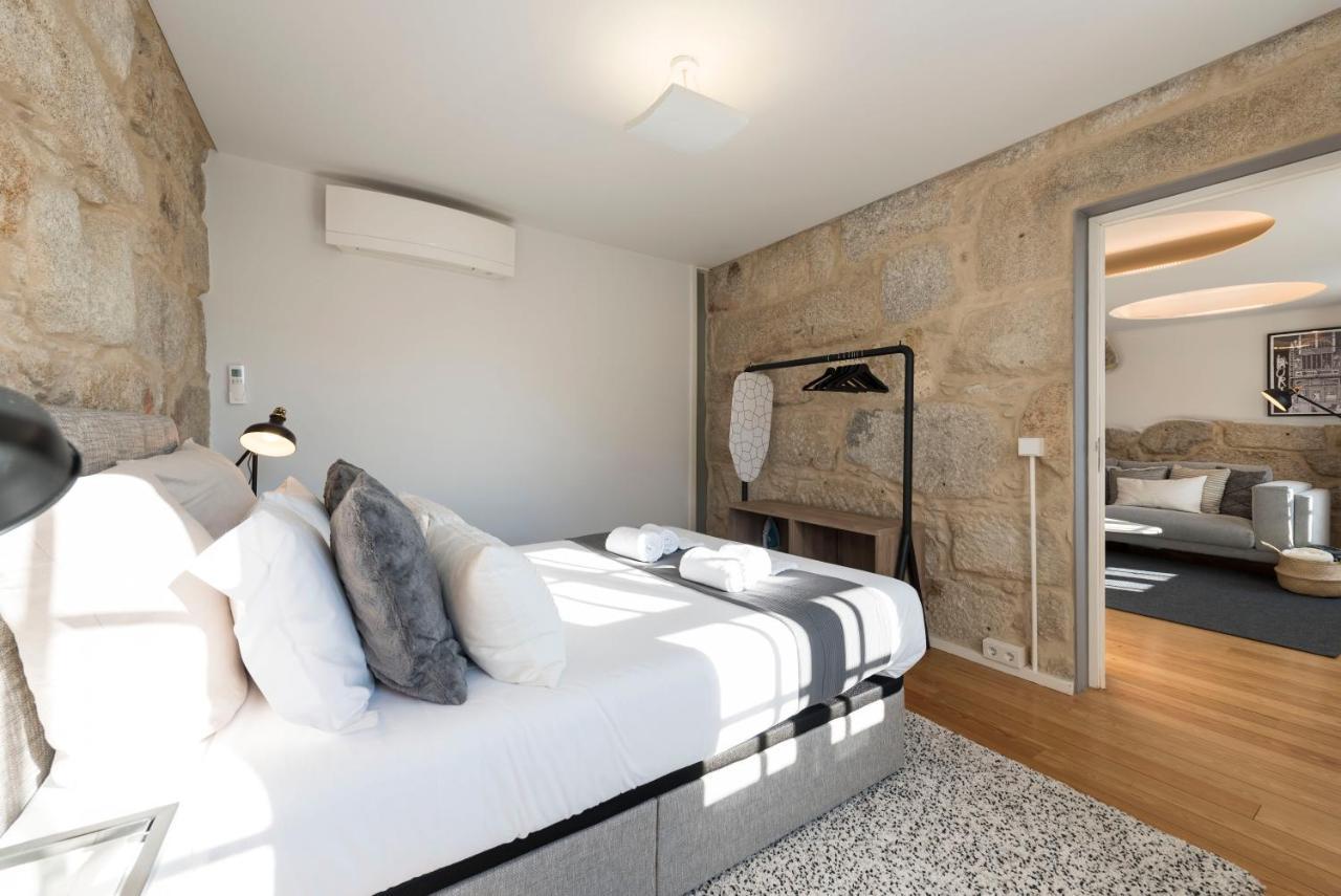 Lovelystay - Sao Domingos Apartment ポルト エクステリア 写真